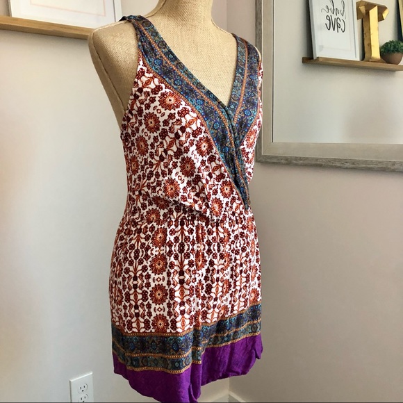 Surplice Boho Floral Criss Cross Back Romper - Picture 13 of 16